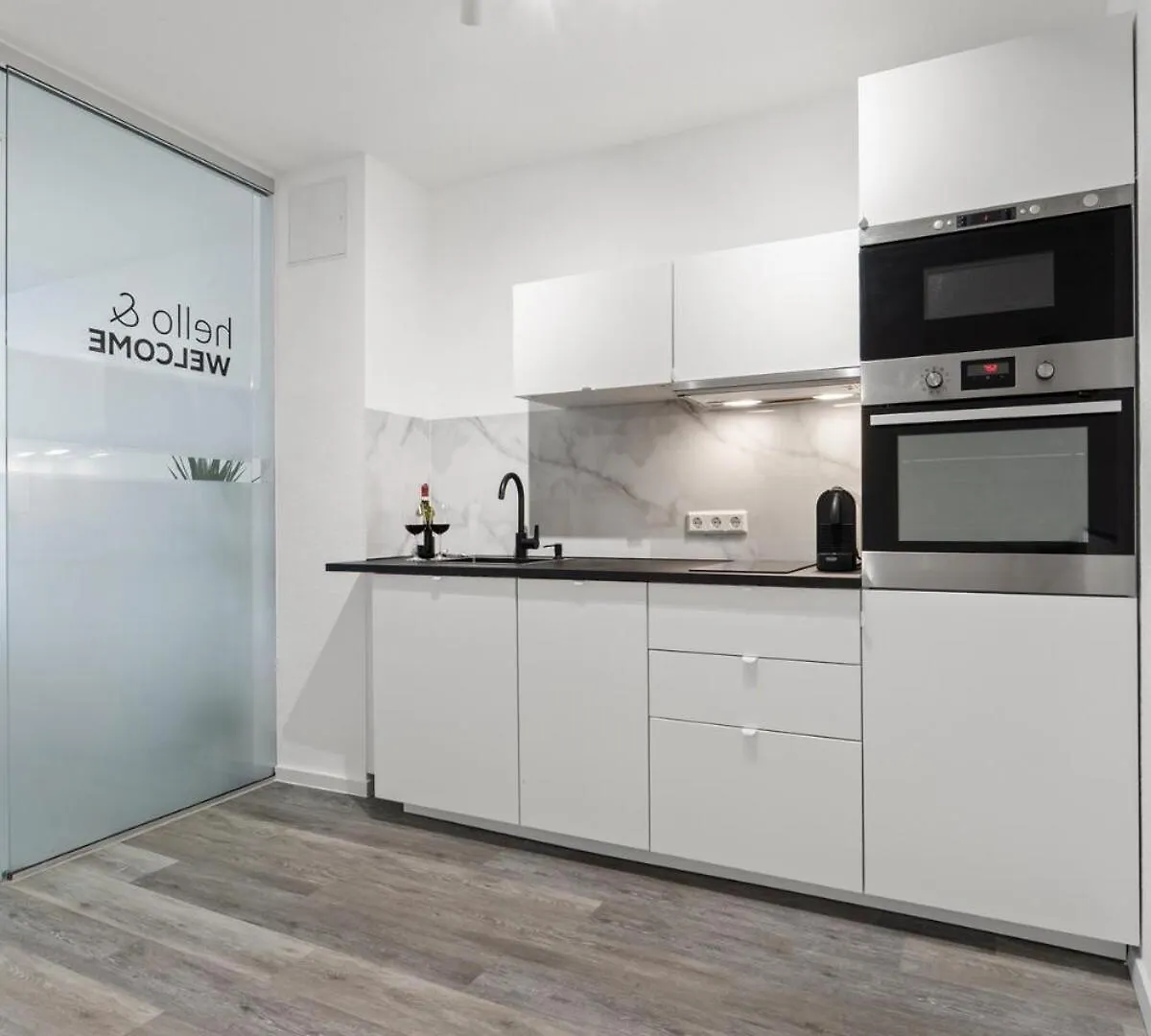 Cozy Cologne Premium Apartment With Free Parking! New!